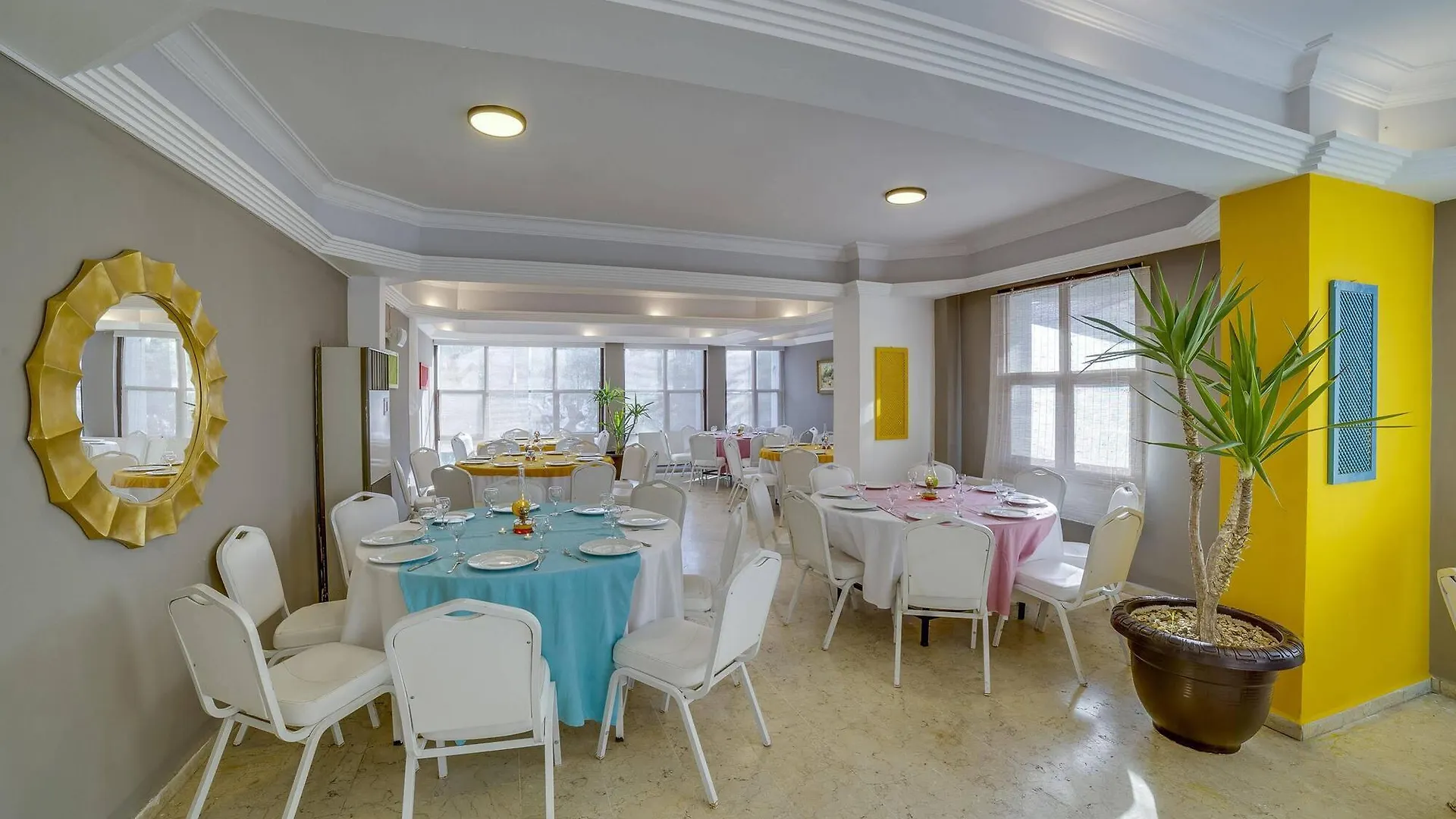 The View City Hotel Kusadasi